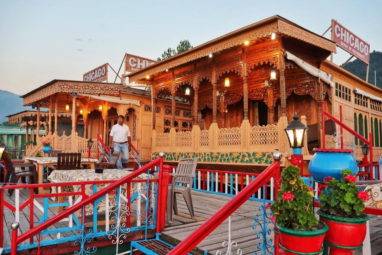 Hotel Chicago Group Of Houseboats Srīnagar Zewnętrze zdjęcie